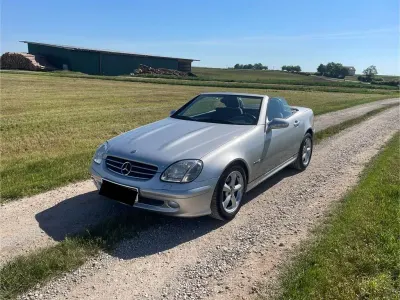 Gebraucht Mercedes SLK200 163 PS (119 kW) 2003 Silber Cabrio