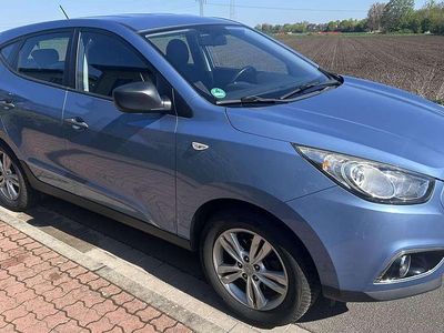 Second-hand Hyundai ix35 Comfort 136 CP (100 kW) 2012 Albastru SUV