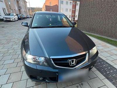 Gebraucht Honda Accord 140 PS (102 kW) 2004 Grau Limousine