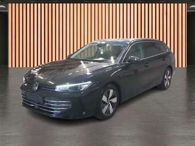 Usata VW Passat 204 CV (150 kW) 2025 Nero Station wagon