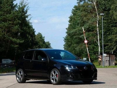 VW Golf V