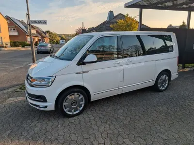Gebraucht VW Multivan Highline 150 PS (110 kW) 2018 Weiß Van / Kleinbus