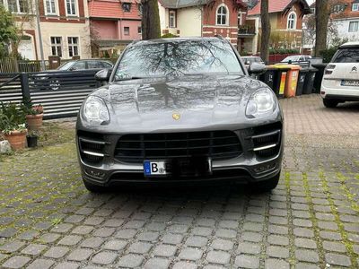 Porsche Macan Turbo