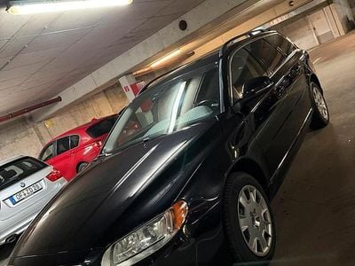 Gebraucht Volvo V70 Summum 163 PS (119 kW) 2013 Schwarz Kombi