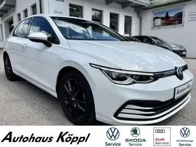 Gebraucht VW Golf VII United 110 PS (80 kW) 2021 Andere Kleinwagen