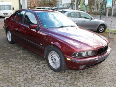 BMW 523