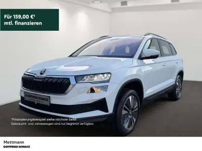 Gebraucht Skoda Karoq Tour 116 PS (85 kW) 2022 Moonweiß perleffekt SUV