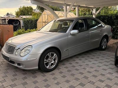 Mercedes E270