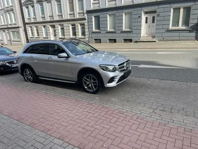 Używany Mercedes GLC250 204 KM (150 kW) 2018 Szary SUV