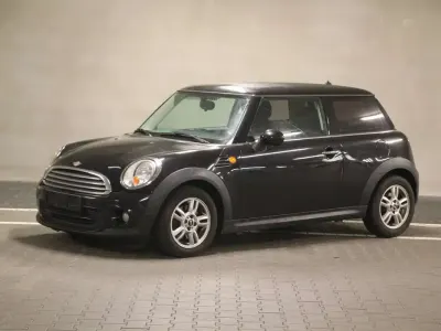 Gebraucht Mini ONE 75 PS (55 kW) 2012 Midnight black metallic Kleinwagen