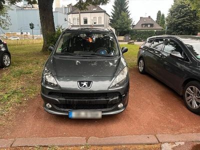 Peugeot 1007