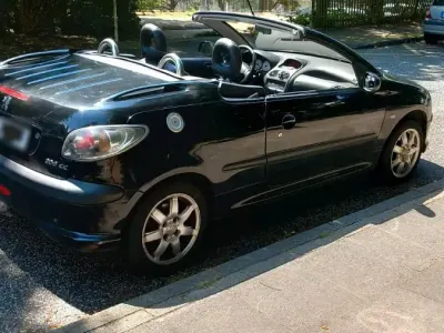 Gebraucht Peugeot 206 100 PS (73 kW) 2003 Schwarz Cabrio