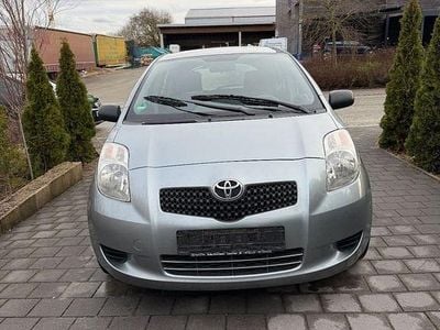 Gebraucht Toyota Yaris Cool 90 PS (66 kW) 2007 Silber Kleinwagen