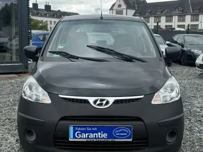 Gebraucht Hyundai i10 67 PS (49 kW) 2010 Schwarz Kleinwagen