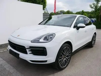 Usata Porsche Cayenne 250 CV (183 kW) 2022 Bianco SUV