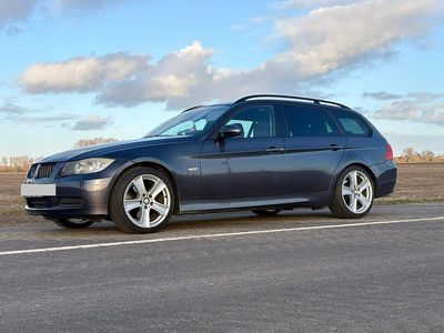 Gebraucht BMW 320 177 PS (130 kW) 2007 Grau Kombi