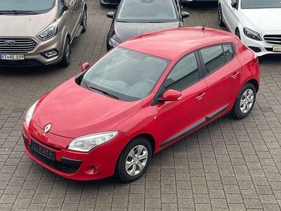 Gebraucht Renault Mégane Expression 110 PS (80 kW) 2009 Rot Limousine
