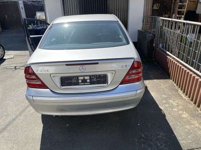 Mercedes C220