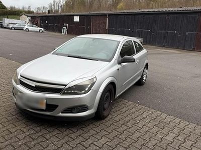Gebraucht Opel Astra GTC 90 PS (66 kW) 2006 Silber Coupé