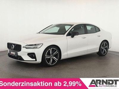 Usado Volvo S60 R-Design 197 HP (144 kW) 2022 Branco Sedan