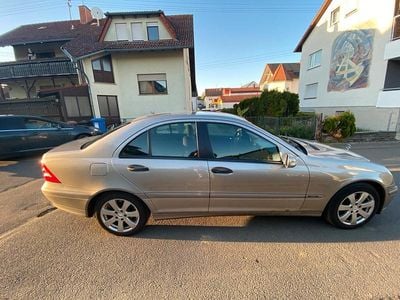 Mercedes C220