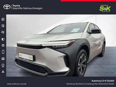 Gebraucht Toyota bZ4X Team 150 kW (205 PS) 2024 Cosmicsilber metallic SUV