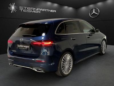 Gebraucht Mercedes B200 AMG 163 PS (119 kW) 2023 Blau Van / Kleinbus