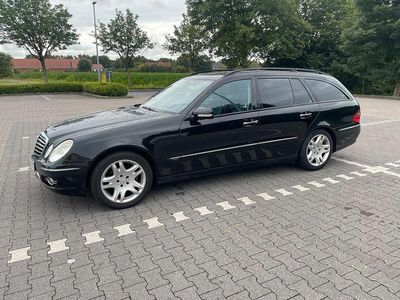 Mercedes E200