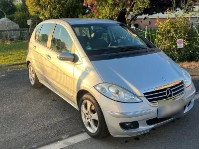 Brugt Mercedes A180 109 HK (80 kW) 2009 Sølv Hatchback