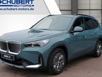 Grün Neu 2025 BMW iX1 Performance SUV | 44.900 € (Etwas zu teuer)