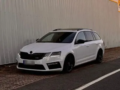 Gebraucht Skoda Octavia RS 230 PS (169 kW) 2018 Weiß Kombi