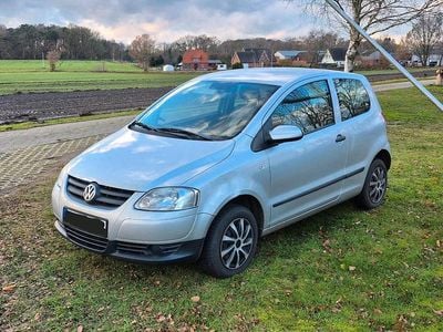 Gebraucht VW Fox 55 PS (40 kW) 2007 Silber Kleinwagen