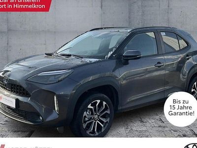 Neu Toyota Yaris Cross 130 PS (95 kW) 2025 Grau SUV