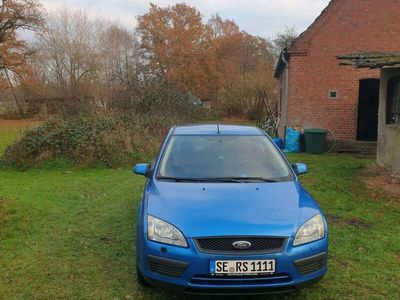 gebraucht Ford Focus 1.4 16V Trend