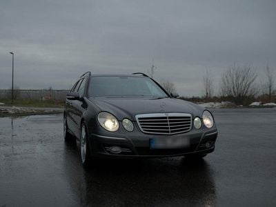 Gebraucht Mercedes E320 Avantgarde 224 PS (164 kW) 2007 Grau Kombi