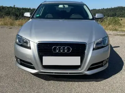 Gebraucht Audi A3 Attraction 160 PS (117 kW) 2012 Silber Kleinwagen