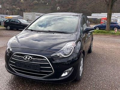 Gebraucht Hyundai i20 90 PS (66 kW) 2016 Schwarz SUV