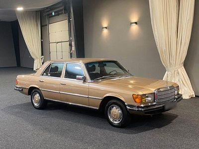 Usata Mercedes 280 SE 185 CV (136 kW) 1980 Oro Berlina