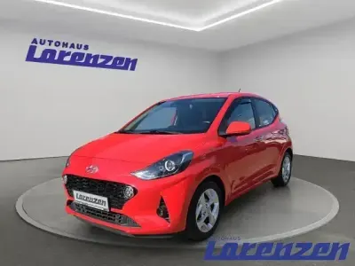 Gebraucht Hyundai i10 Style 84 PS (61 kW) 2021 Rot Kleinwagen