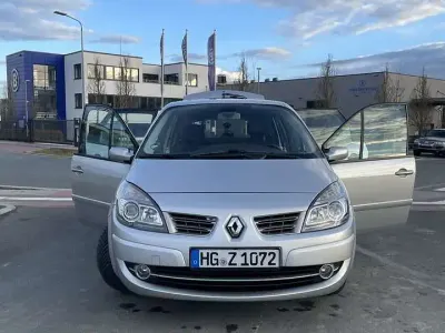 Gebraucht Renault Scénic III Avantage 111 PS (81 kW) 2009 Van / Kleinbus