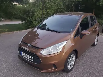 Gebraucht Ford B-MAX SYNC Edition 101 PS (74 kW) 2013 Braun Van / Kleinbus