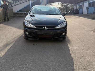 Gebraucht Peugeot 206 CC 109 PS (80 kW) 2007 Schwarz Cabrio