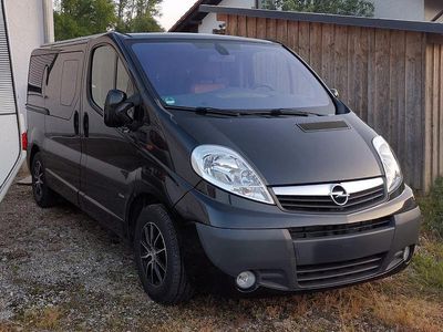 Gebraucht Opel Vivaro 114 PS (83 kW) 2014 Schwarz Van / Kleinbus