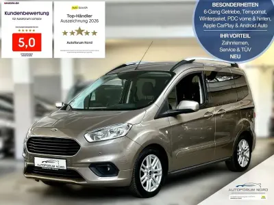 Gebraucht Ford Tourneo Courier Titanium 101 PS (74 kW) 2019 Silber Van / Kleinbus
