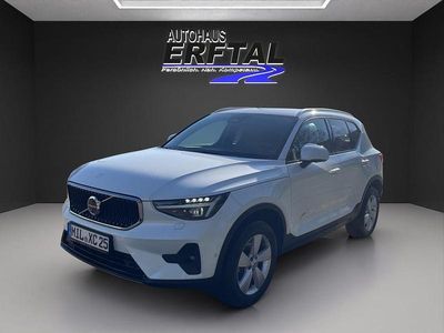 Gebraucht Volvo XC40 Core 163 PS (119 kW) 2024 Weiß SUV
