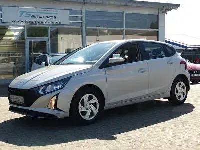 Neu Hyundai i20 Comfort 90 PS (66 kW) 2026 Verschiedene Kleinwagen