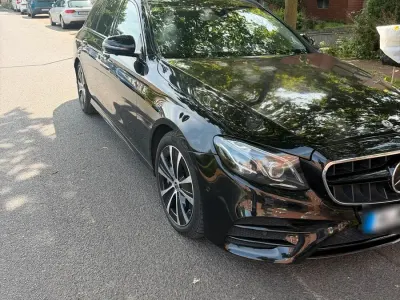 Gebraucht Mercedes E350 AMG 258 PS (189 kW) 2017 Schwarz Kombi