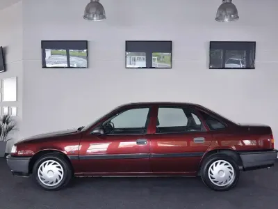 Gebraucht Opel Vectra 75 PS (55 kW) 1991 Rot Kleinwagen