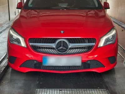 Gebraucht Mercedes CLA250 211 PS (155 kW) 2015 Rot Coupé