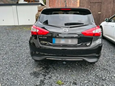 Gebraucht Nissan Pulsar Tekna 115 PS (84 kW) 2016 Schwarz Kleinwagen